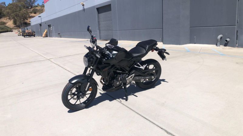 New 2026 Honda CB300R ABS Image 8