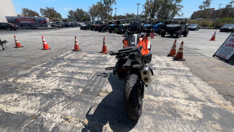 New 2027 KTM 1390 SUPER ADVENTURE S EVO Image 7