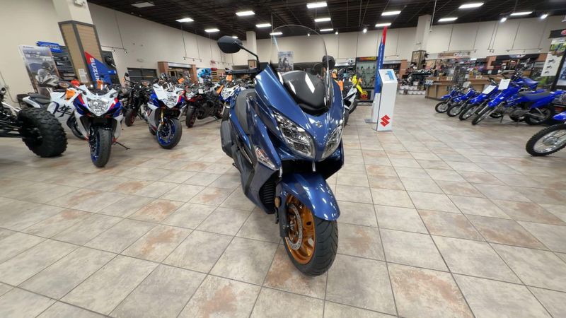 New 2026 Suzuki BURGMAN 400 Image 3