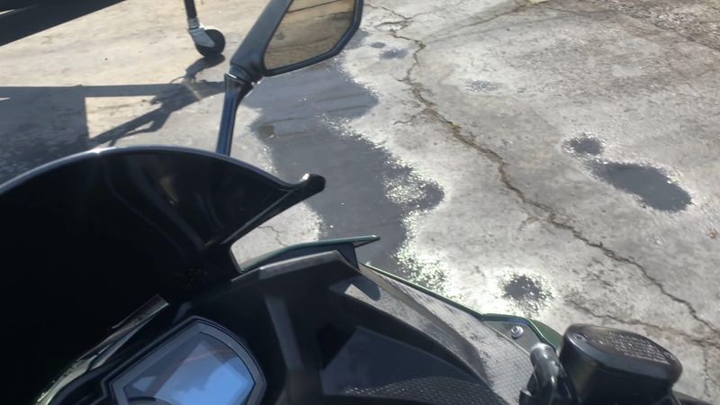 Used 2023 Kawasaki Ninja 400 Base Image 8