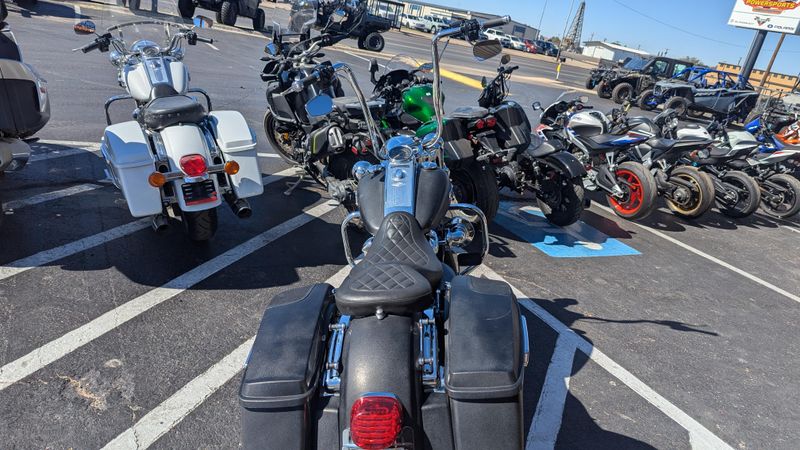 2019 HARLEY ROAD KING BASEImage 7