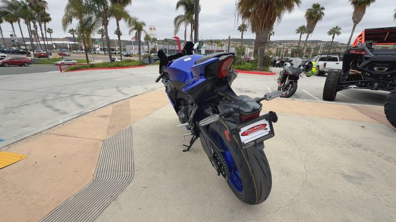 New 2025 Yamaha YZF-R9 Image 7