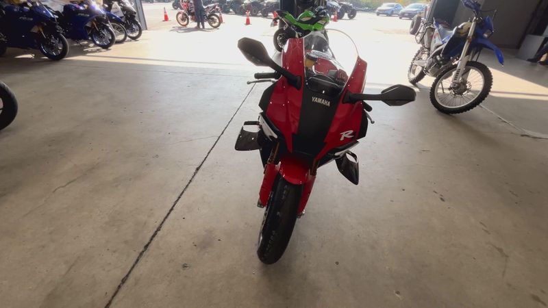 New 2026 Yamaha YZF-R1 70TH ANNIVERSARY EDITION Image 3