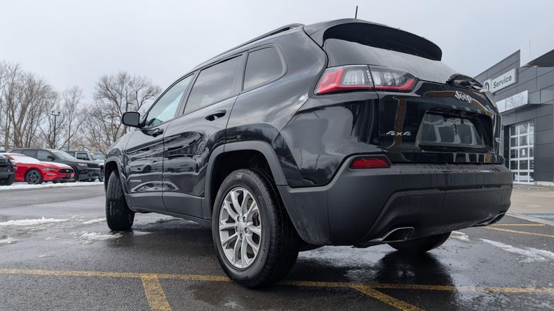 Used 2022 Jeep Cherokee Latitude LuxImage 7