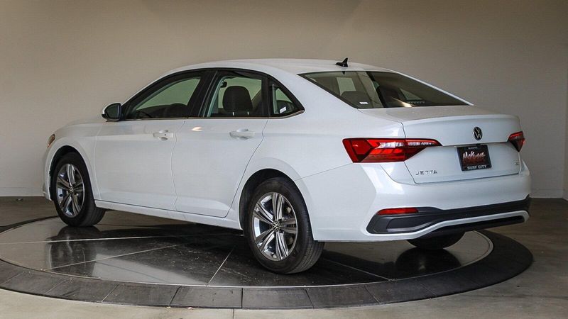 2024 Volkswagen Jetta 1.5T SEImage 2