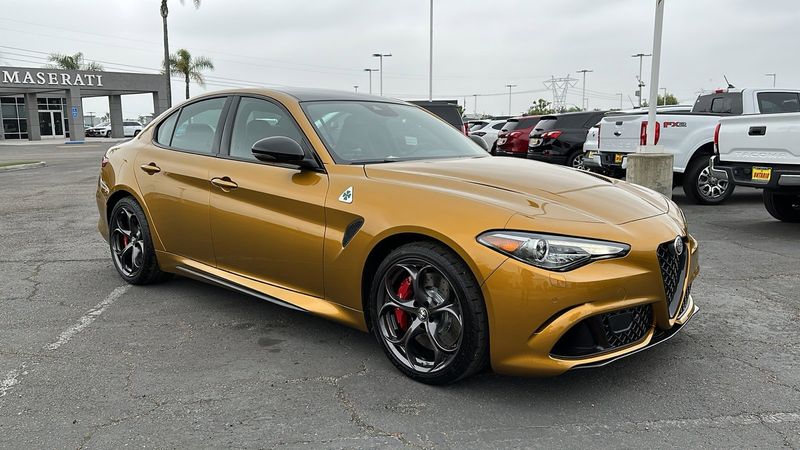2023 Alfa Romeo Giulia Quadrifoglio RwdImage 2