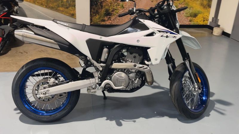 New 2025 Suzuki DR-Z4SM Image 9