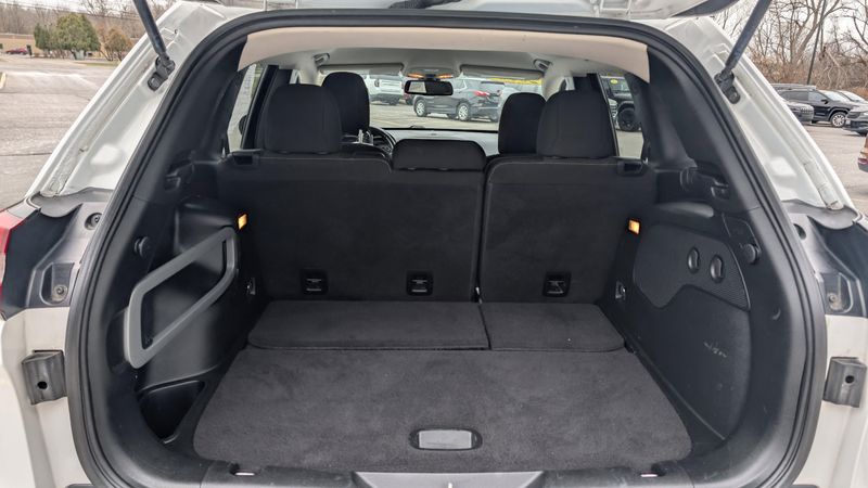 Used 2016 Jeep Cherokee LatitudeImage 10