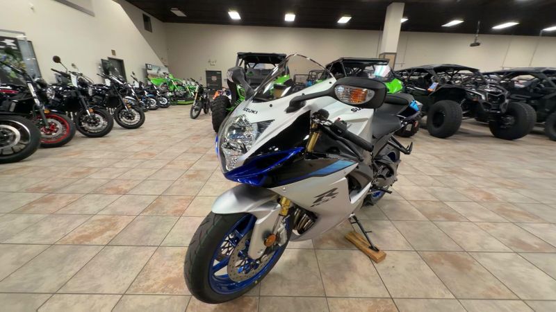 New 2026 Suzuki GSX-R750 Image 5
