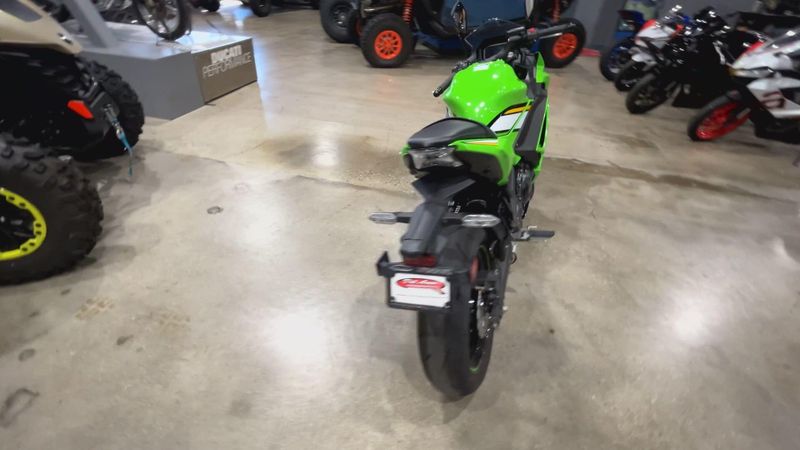 Used 2025 Kawasaki NINJA 650 Image 7