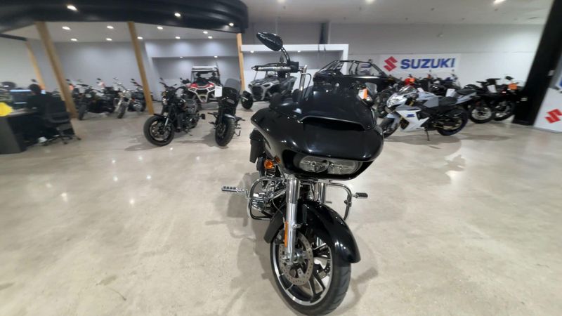 Used 2021 Harley-Davidson ROAD GLIDE Image 6