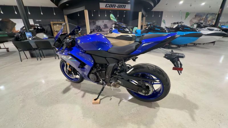 New 2026 Yamaha YZF-R7 Image 9