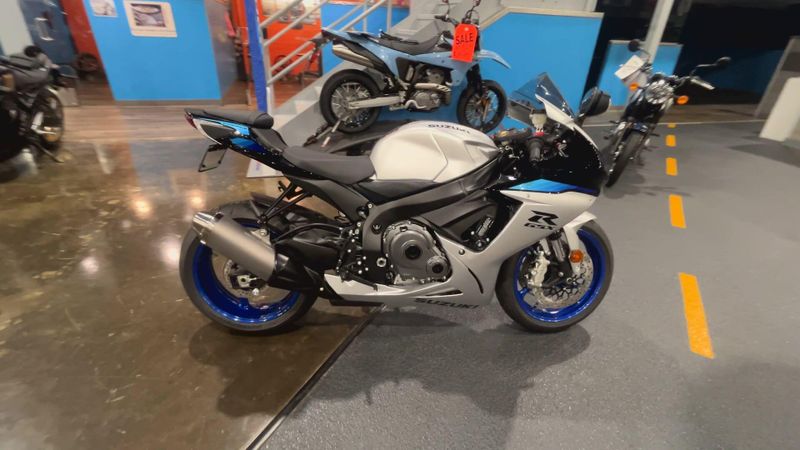 New 2026 Suzuki GSX-R600 Image 9