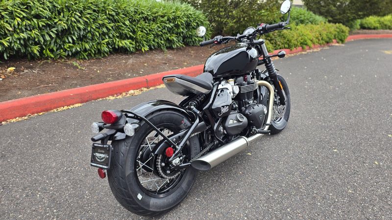 New 2026 Triumph BONNEVILLE BOBBER 