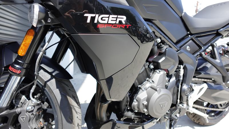 New 2025 Triumph Tiger Sport 800 