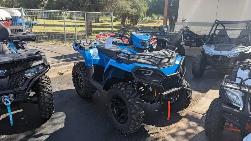 2024 Polaris SPORTSMAN 570 TRAIL ELECTRIC BLUEImage 6