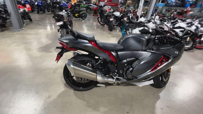 Used 2024 Suzuki Hayabusa Image 8