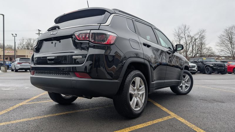 Used 2022 Jeep Compass LatitudeImage 5
