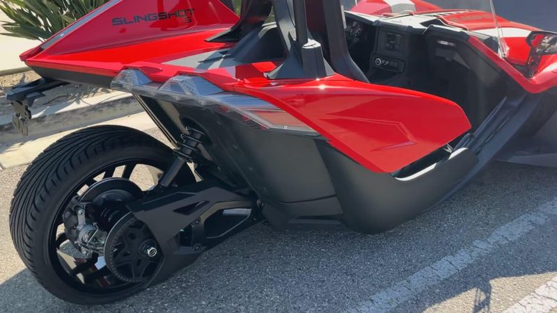 New 2025 Polaris SLINGSHOT S AUTODRIVE Image 4