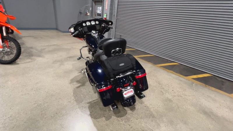 Used 2019 Harley-Davidson STREET GLIDE Image 7