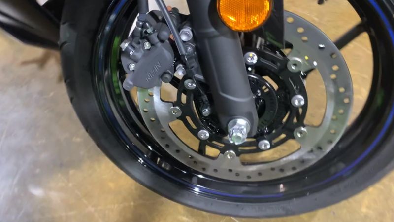 New 2025 Kawasaki NINJA 500 SE ABS Image 3