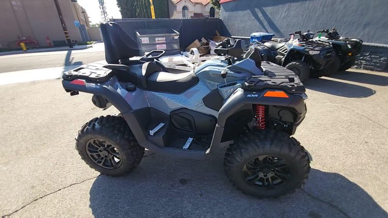 New 2025 CFMOTO CFORCE 1000 TOURING Image 2