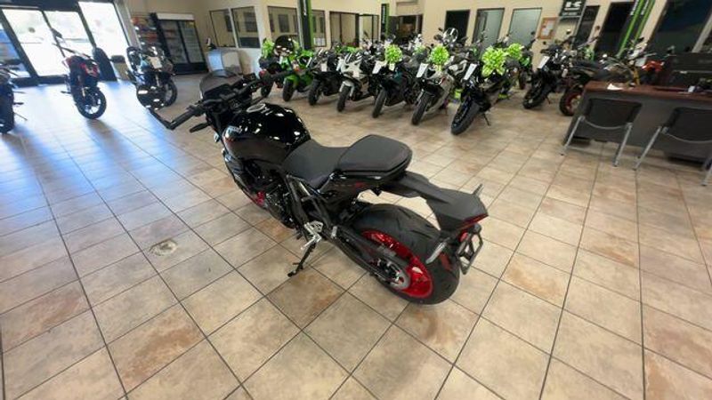 New 2026 Suzuki GSX-8TT Image 2
