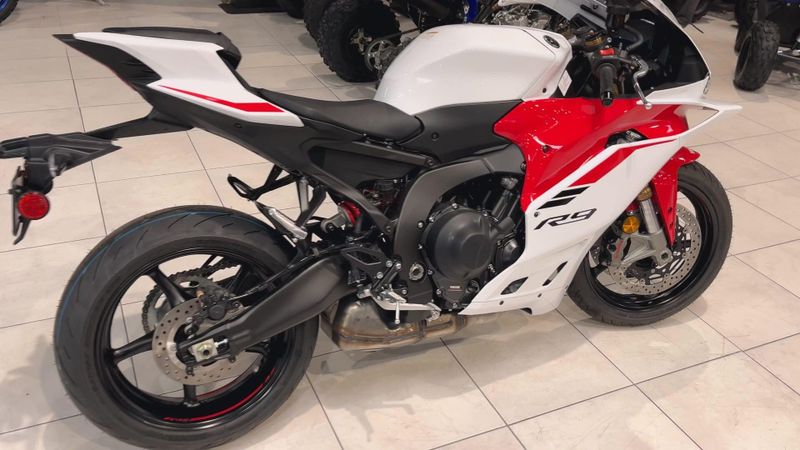 New 2025 Yamaha YZF-R9 Image 4