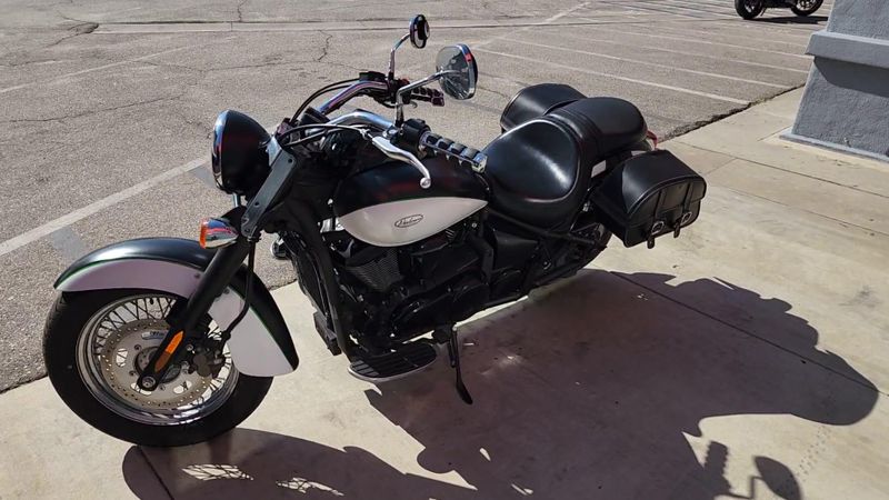 Used 2015 Kawasaki VULCAN 900 CLASSIC Image 8