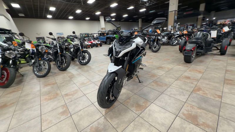 New 2026 CFMOTO 675NK Image 4