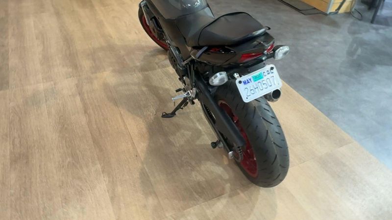 Used 2023 Suzuki SV650 CA Image 7
