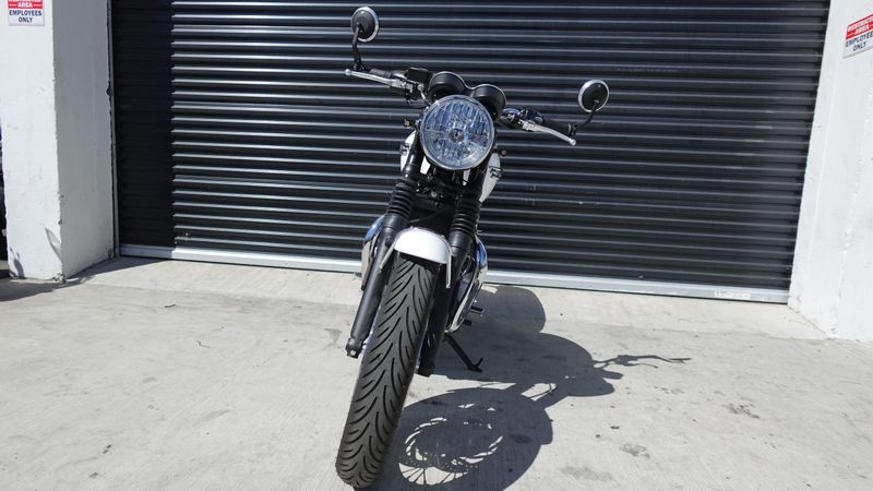New 2025 Triumph Bonneville T120 Elvis Edition Euro 5a 