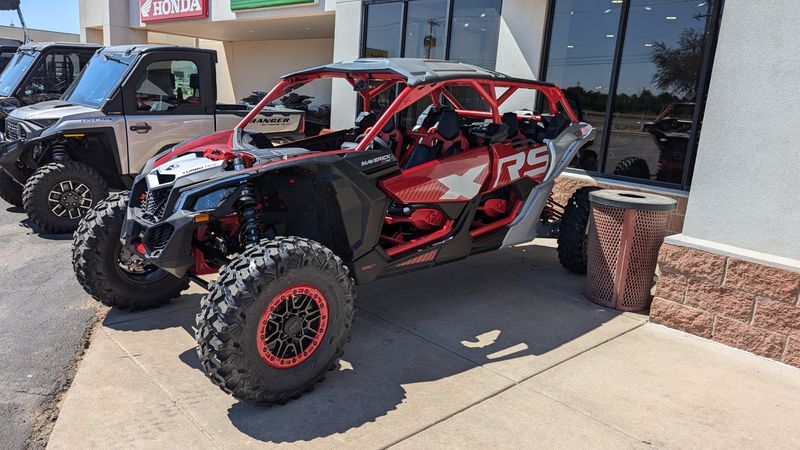 2025 Can-Am MAVERICK MAX XRS 72 TURBO RR FIERY RED AND HYPER SILVERImage 3