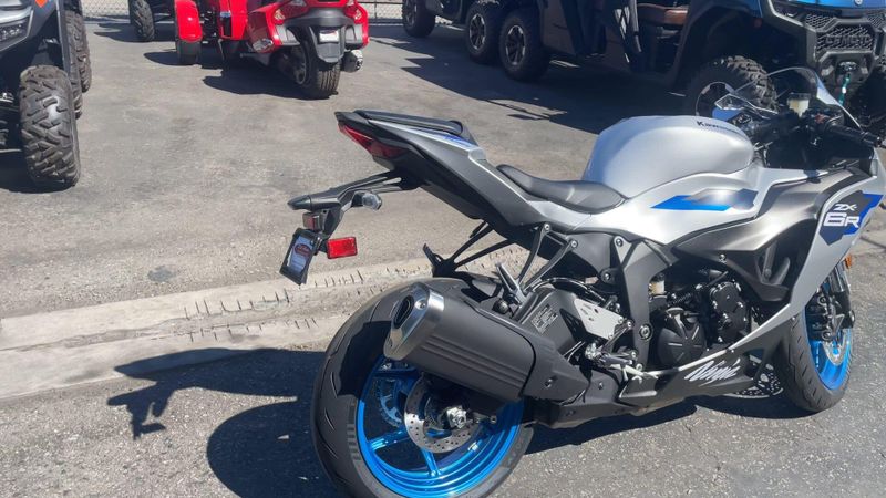 New 2027 Kawasaki NINJA ZX-6R Image 4