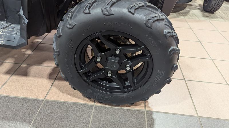 2017 Polaris SPORTSMAN 570 SP BASE STEALTH BLACK Image 16