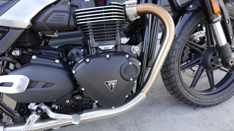 New 2025 Triumph Speed Twin 900 Base 