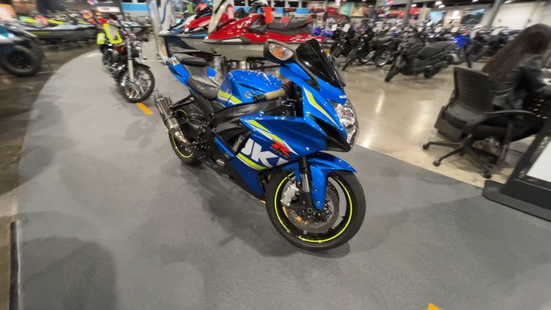 Used 2017 Suzuki GSX-R600 Image 2