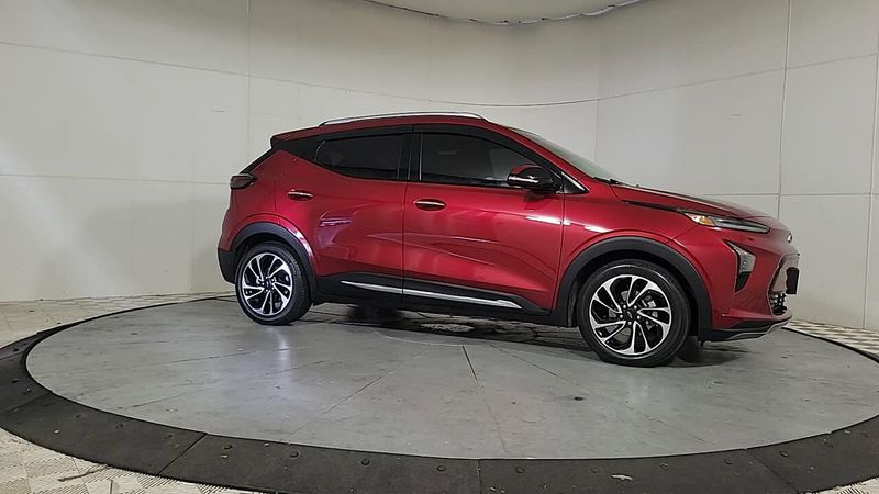2023 Chevrolet Bolt EUV Premier photo 7