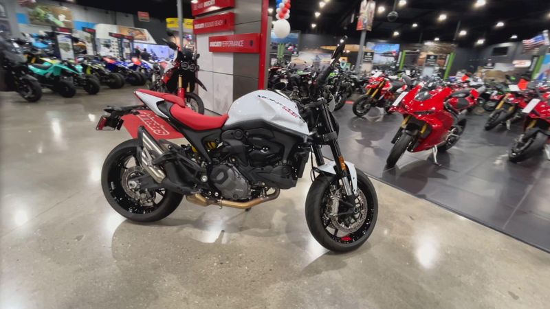 NEW 2024 Ducati MONSTER PLUS - DEMO Image 2