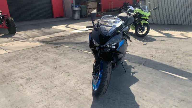 New 2026 Kawasaki NINJA ZX-6R Image 7