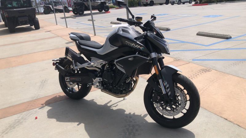 New 2026 CFMOTO 800NK Image 6