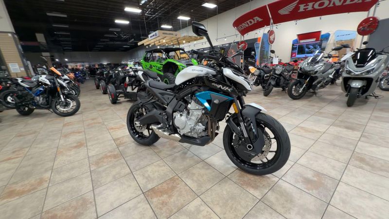 New 2026 CFMOTO 675NK Image 2