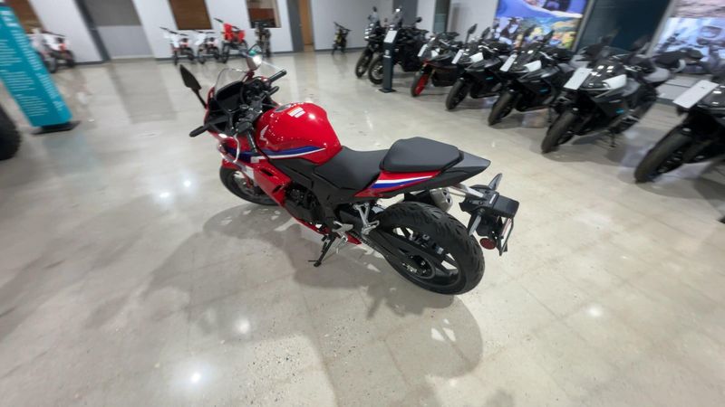 New 2026 Honda CBR500R ABS Image 3