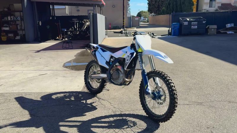 Used 2022 Husqvarna FC450 Image 2