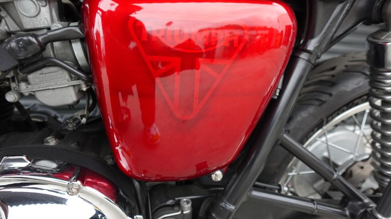 Used 2010 Triumph Thruxton EFI 900 CUSTOM 
