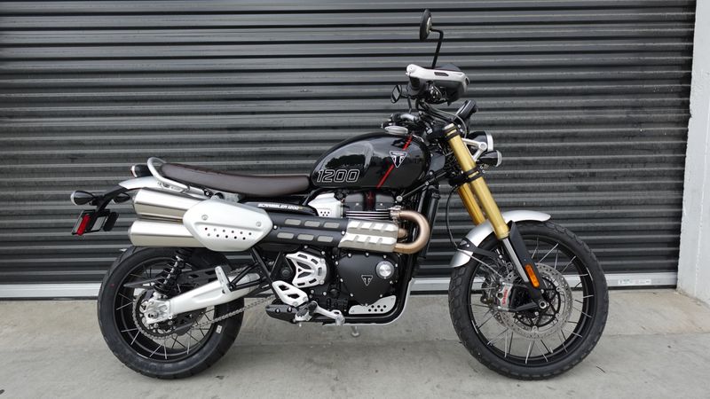 New 2025 Triumph Scrambler 1200 XE 