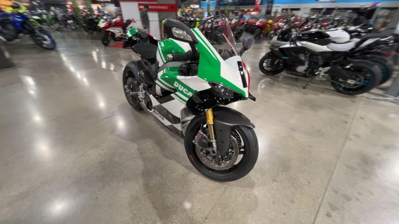 Used 2025 Ducati PANIGALE V4 TRICOLORE Image 2