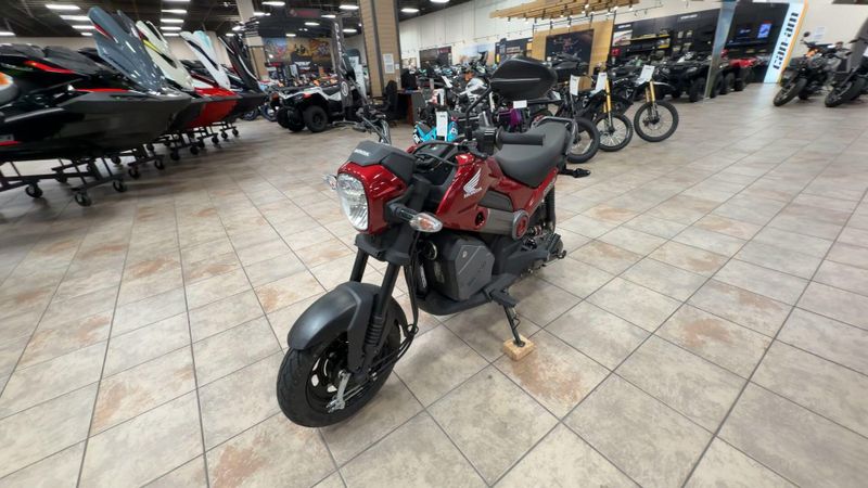 Used 2025 Honda Navi Image 5