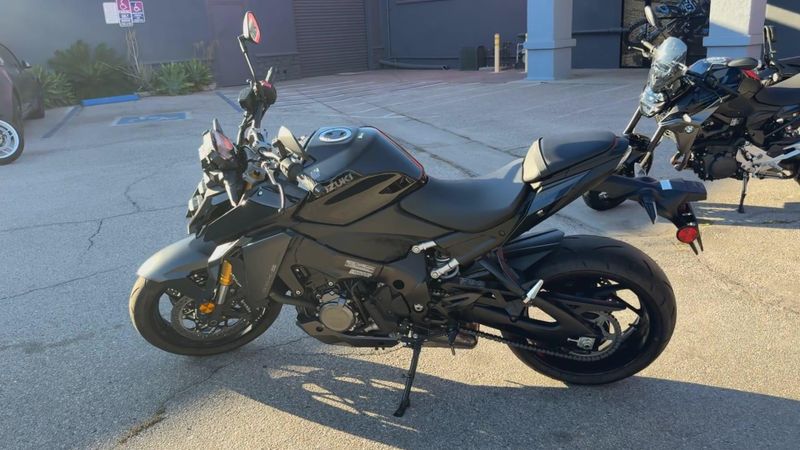 Used 2023 Suzuki GSX-S1000 Image 5