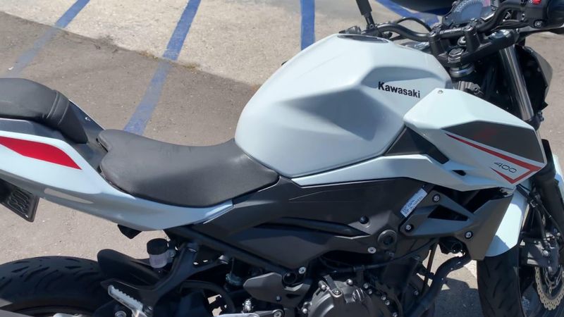 Used 2023 Kawasaki Z400 ABS Image 9